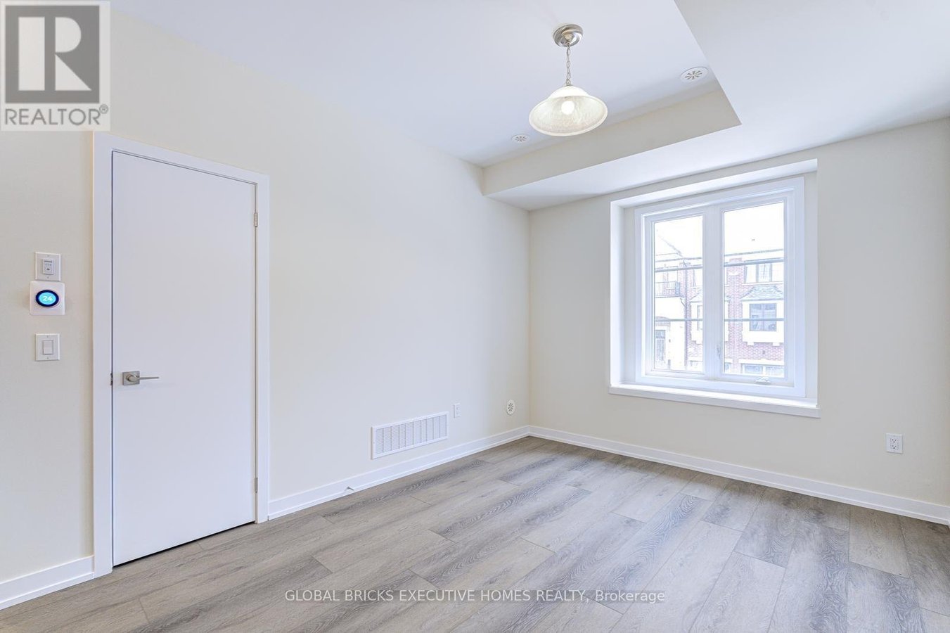 1345 KANIV STREET - Photo 9