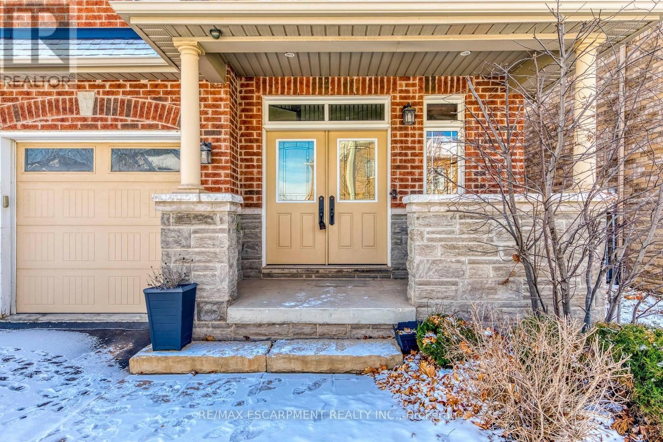 2492 CHAPLIN ROAD - Photo 2
