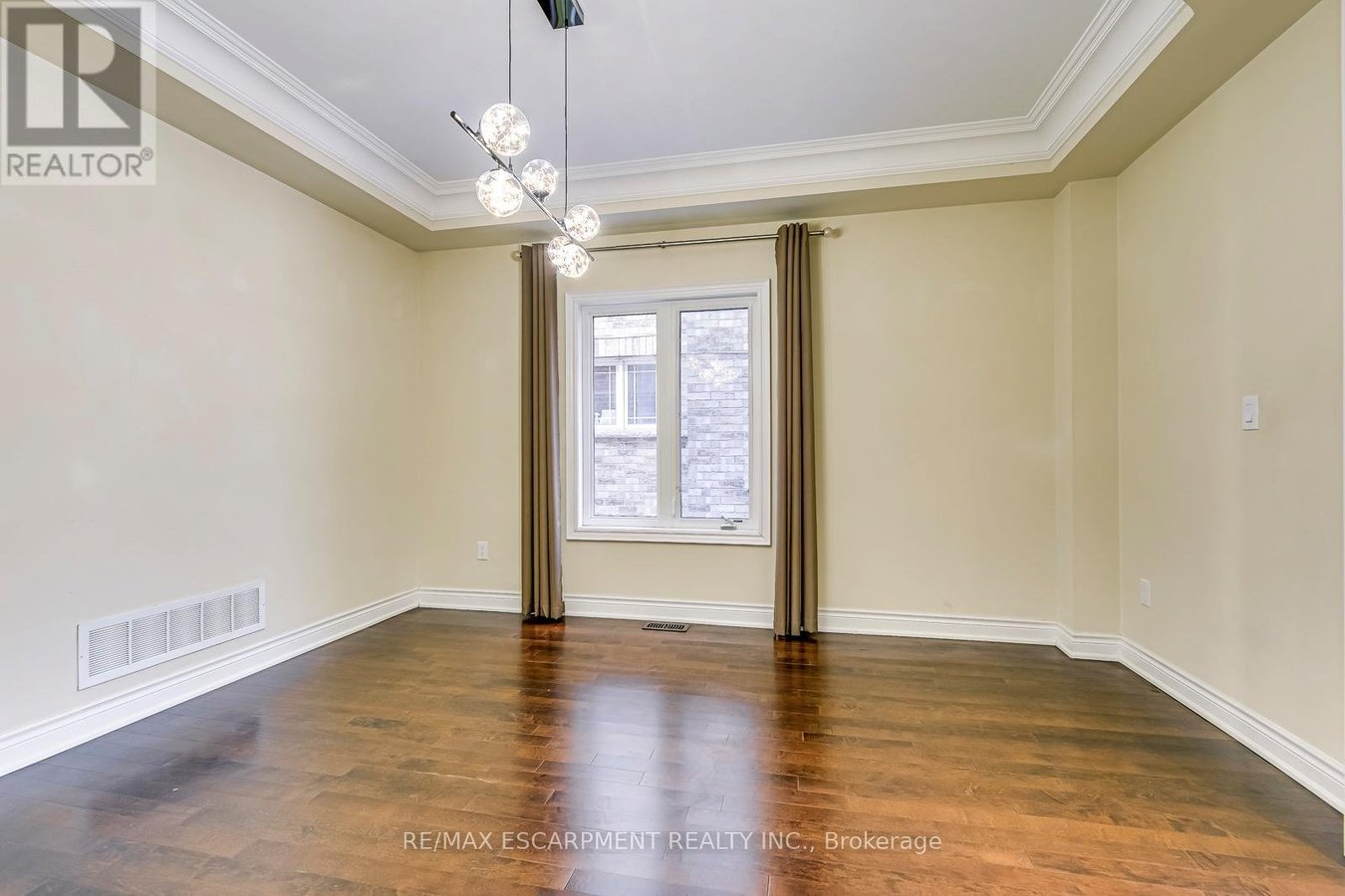 2492 CHAPLIN ROAD - Photo 5