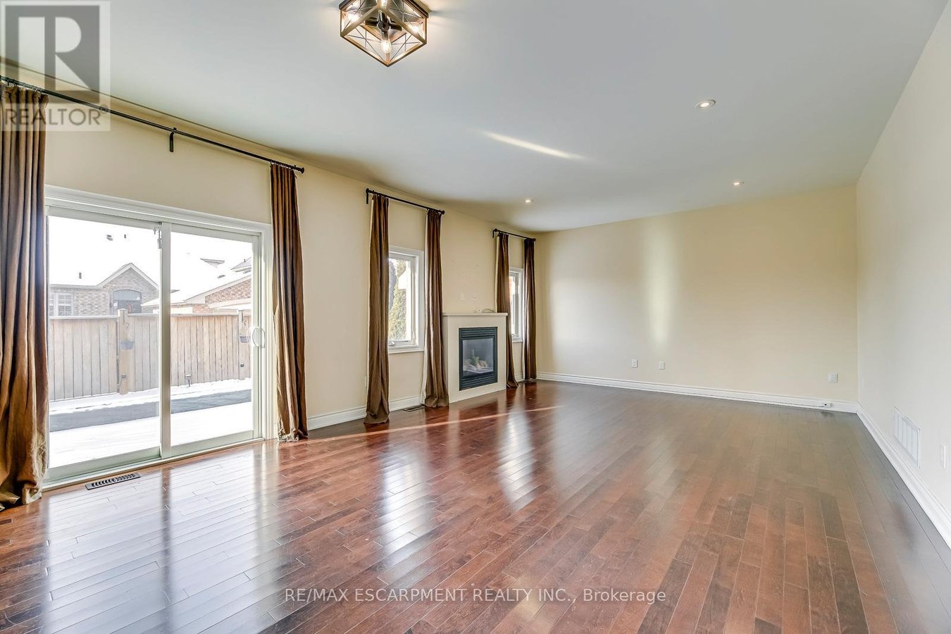 2492 CHAPLIN ROAD - Photo 9