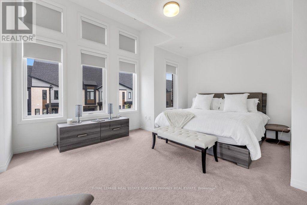 9 CROWN GATE - Photo 13