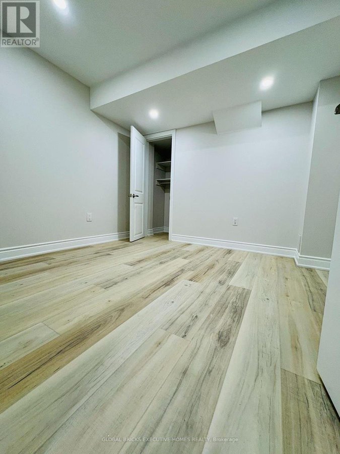 4056 CHANNING CRESCENT - Photo 18
