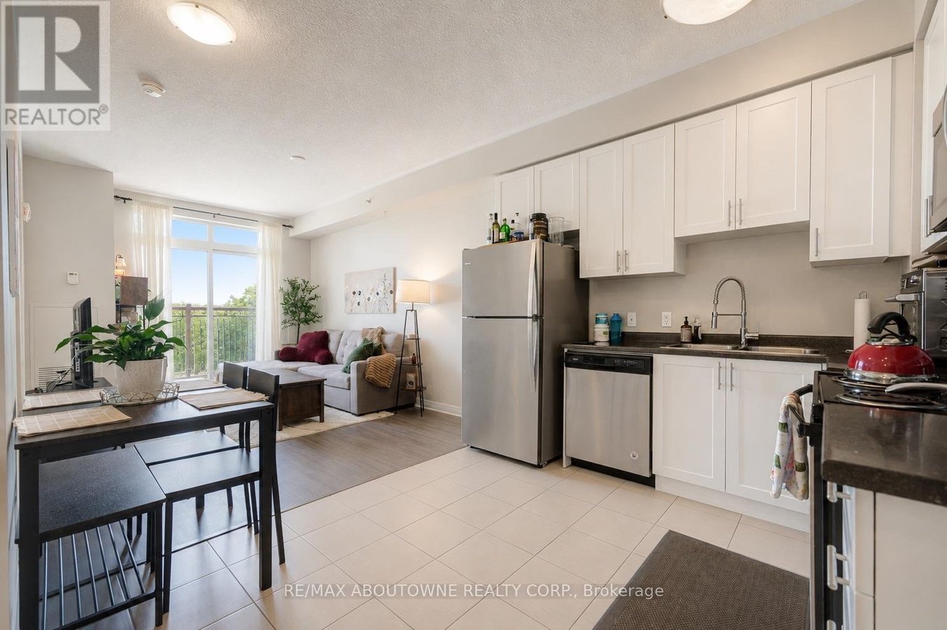 219 - 2490 OLD BRONTE ROAD - Photo 11