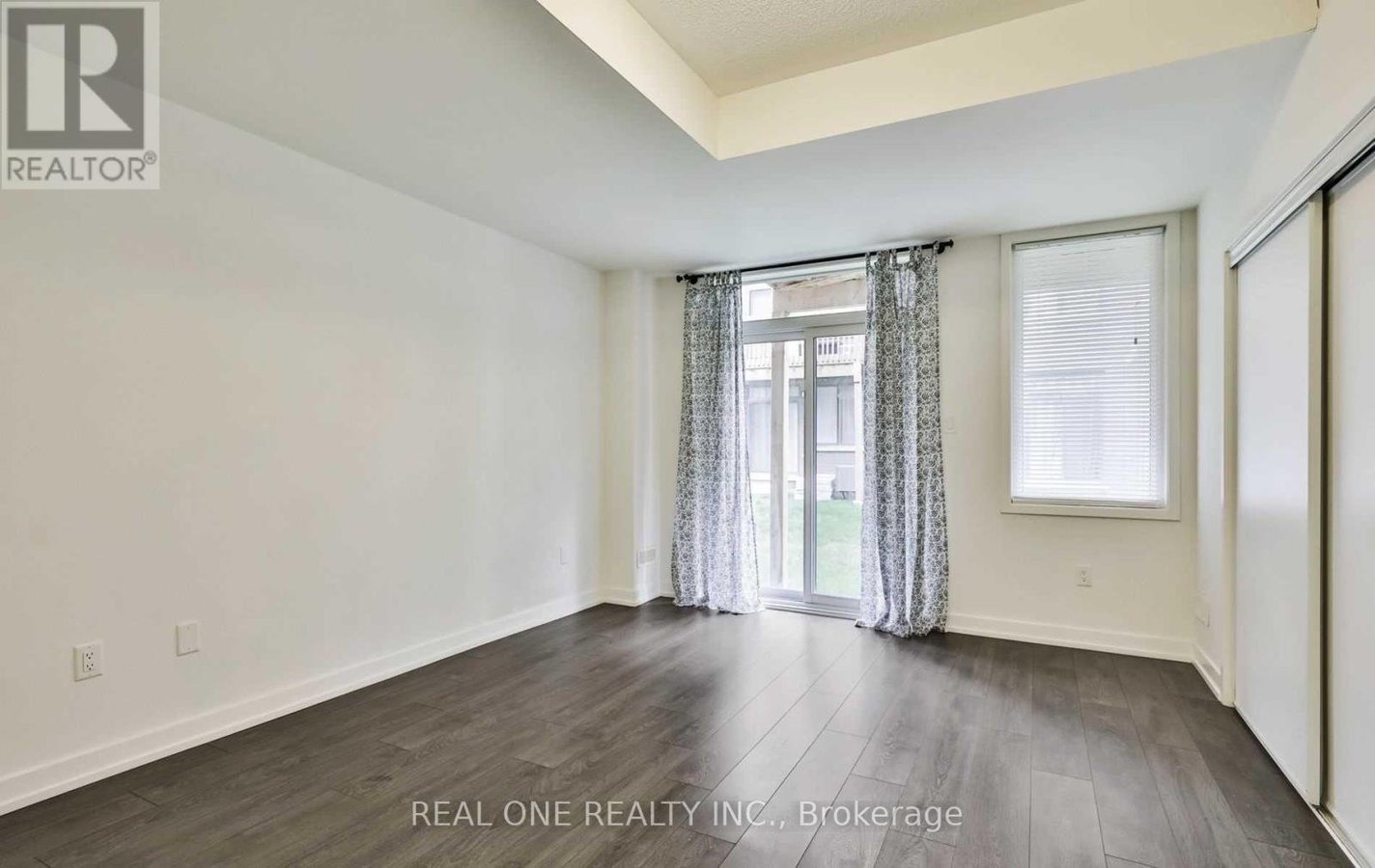 200 HUGUENOT ROAD - Photo 3