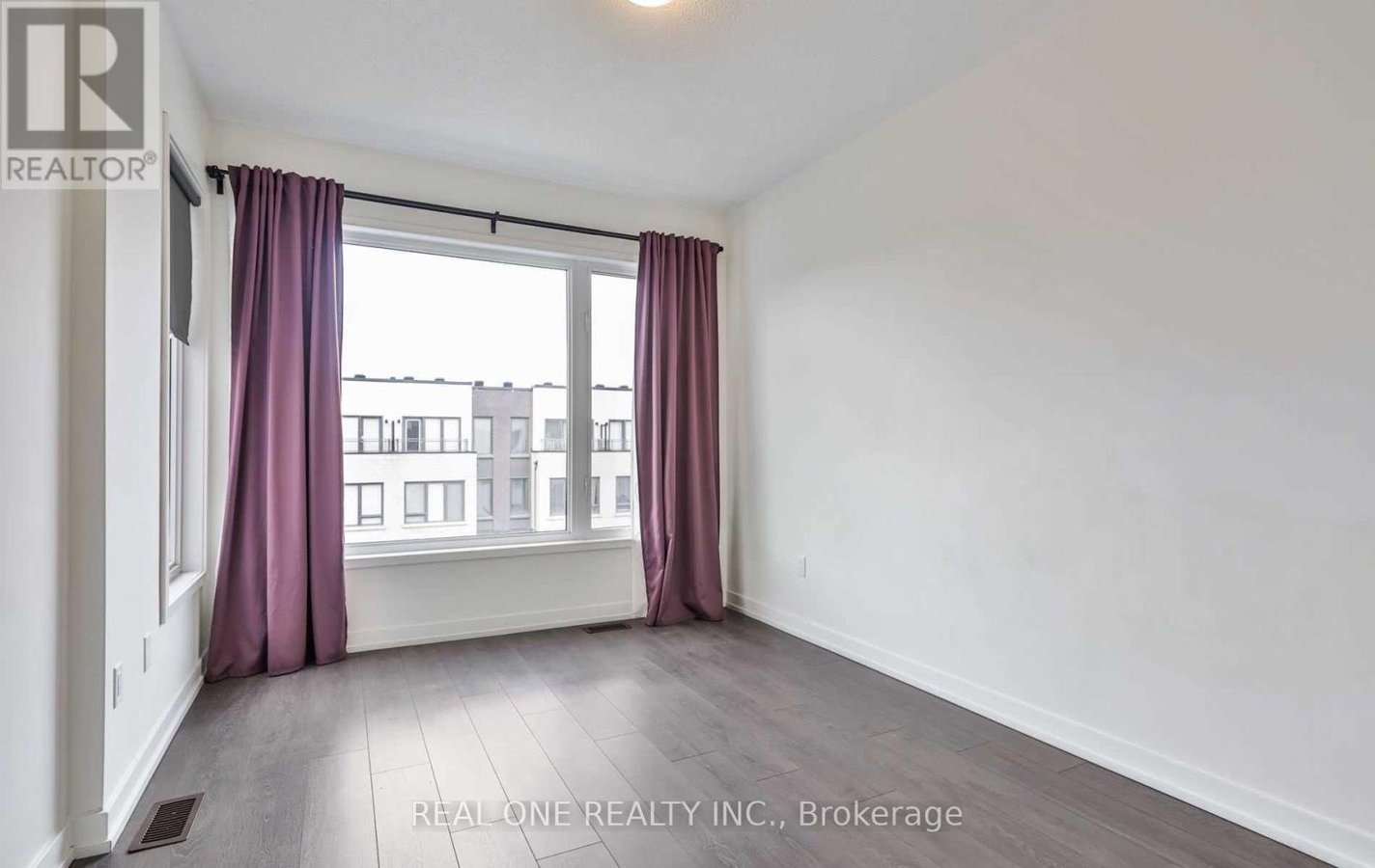 200 HUGUENOT ROAD - Photo 16