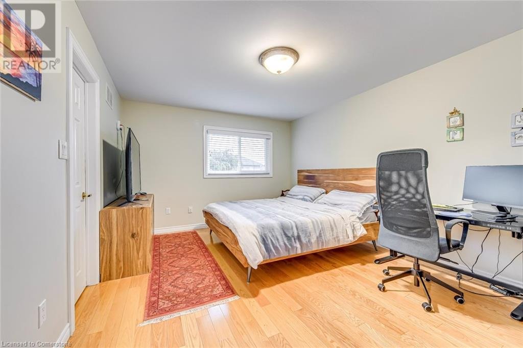 2349 NEWCASTLE Crescent - Photo 16