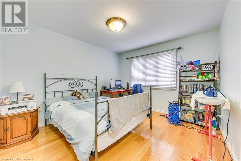 2349 NEWCASTLE Crescent - Photo 19