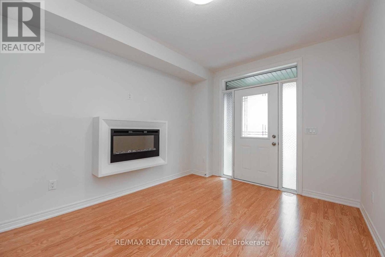 3007 MAX KHAN BOULEVARD - Photo 5