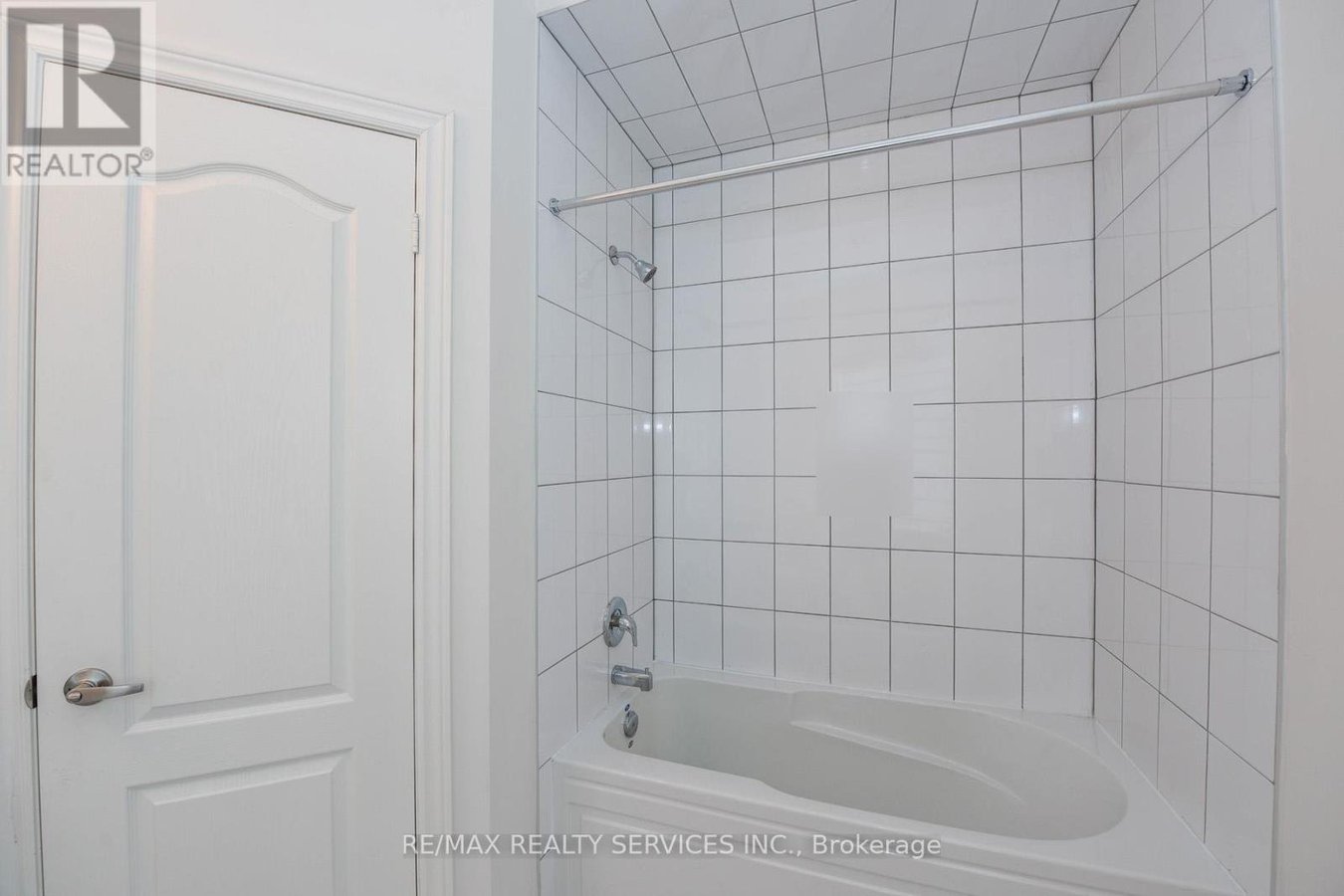 3007 MAX KHAN BOULEVARD - Photo 35