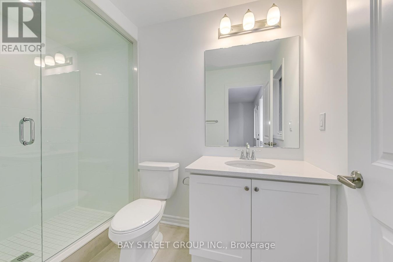 3074 MERRICK ROAD - Photo 30