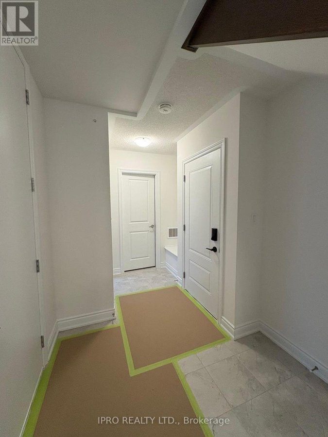 1398 COURTLEIGH TRAIL - Photo 2