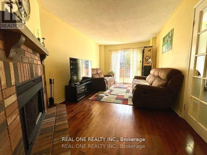 UNIT 2 - 1235 BLACKBURN DRIVE - Photo 3