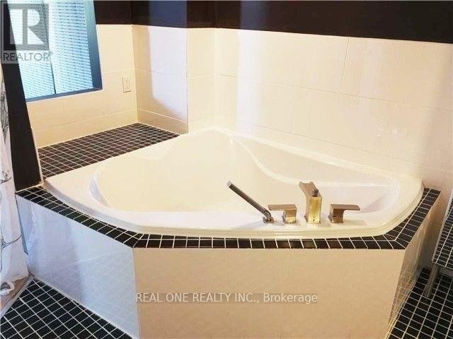 1143 LINDSAY DRIVE - Photo 11