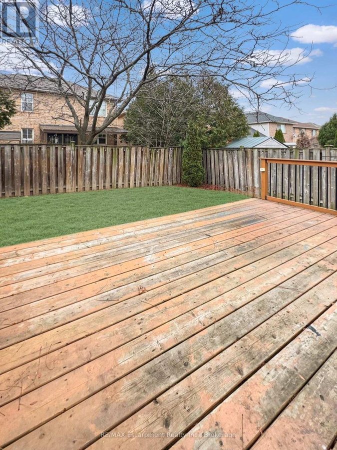 2229 AMBERGLEN COURT - Photo 2