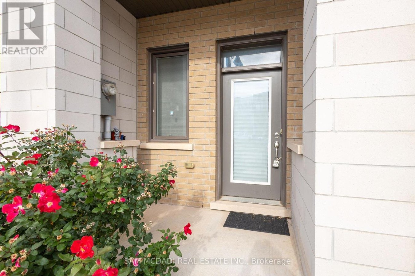 207 FOWLEY DRIVE - Photo 2