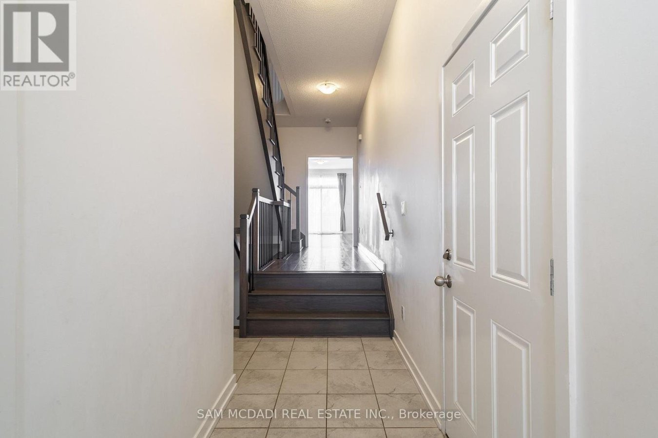 207 FOWLEY DRIVE - Photo 4