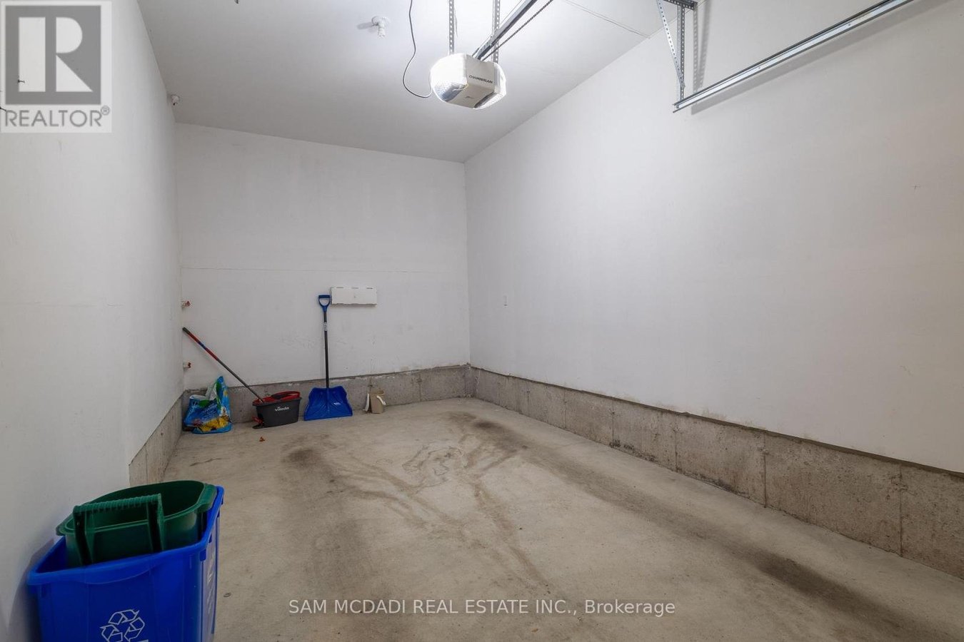 207 FOWLEY DRIVE - Photo 36