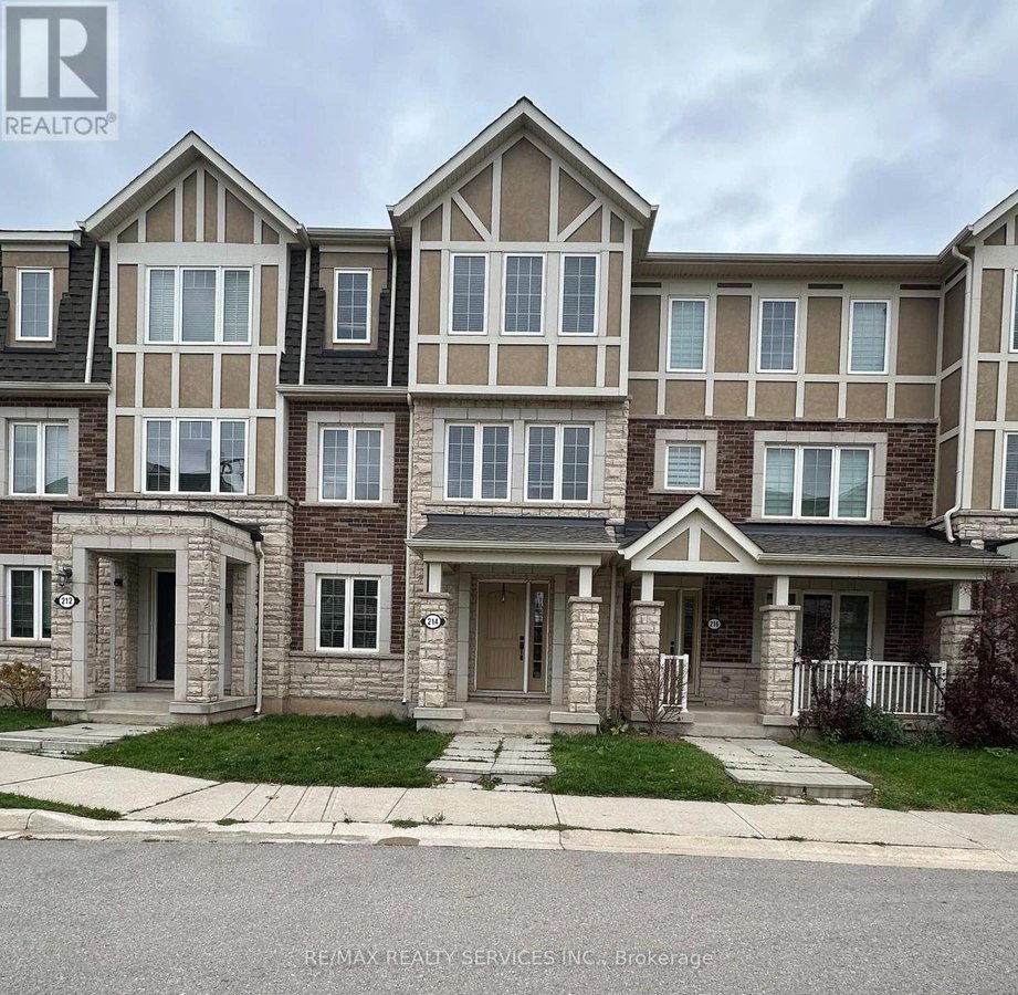 214 - 214 ELLEN DAVIDSON DRIVE - Photo 2