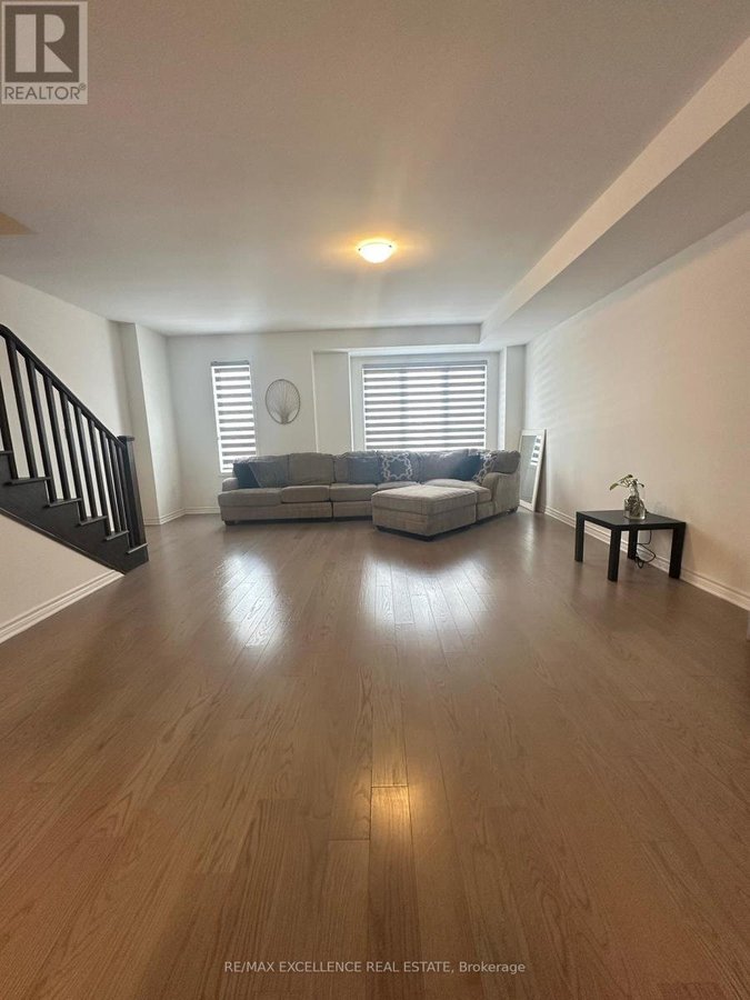 3016 JOHN MCKAY BOULEVARD - Photo 3