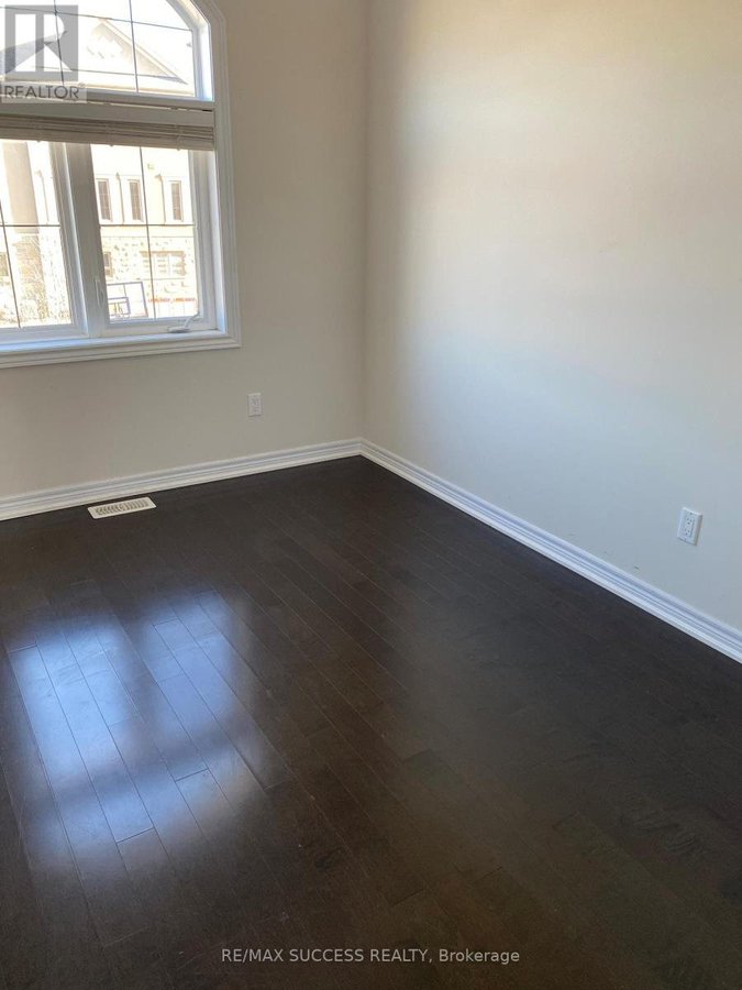2396 NATASHA CIRCLE - Photo 18