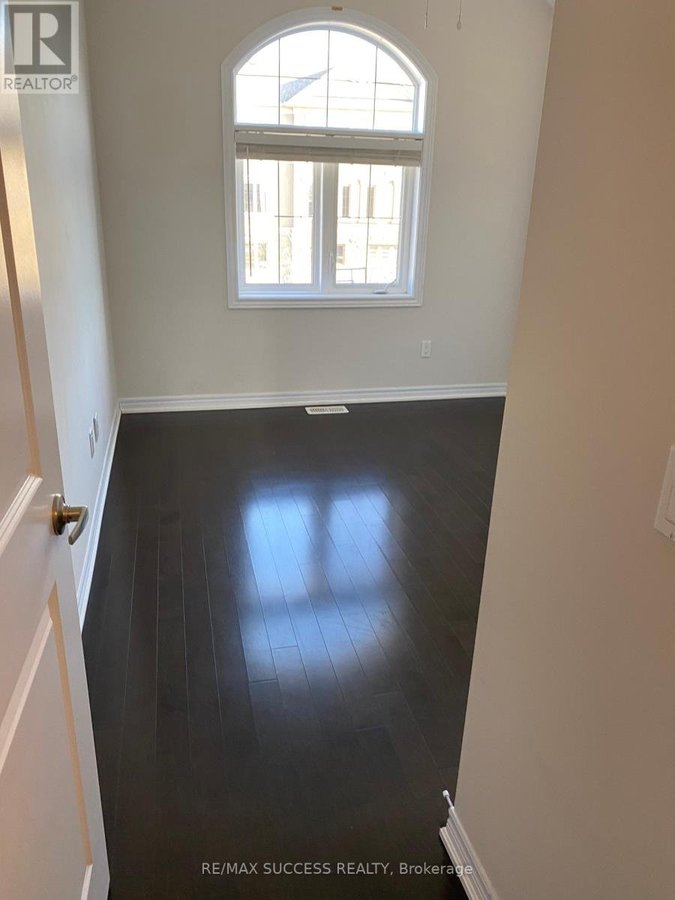 2396 NATASHA CIRCLE - Photo 19