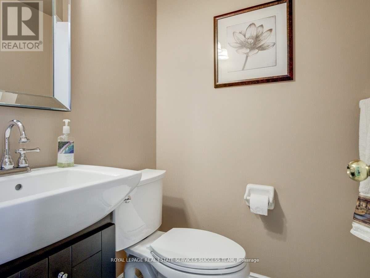 1164 TREETOP TERRACE - Photo 18