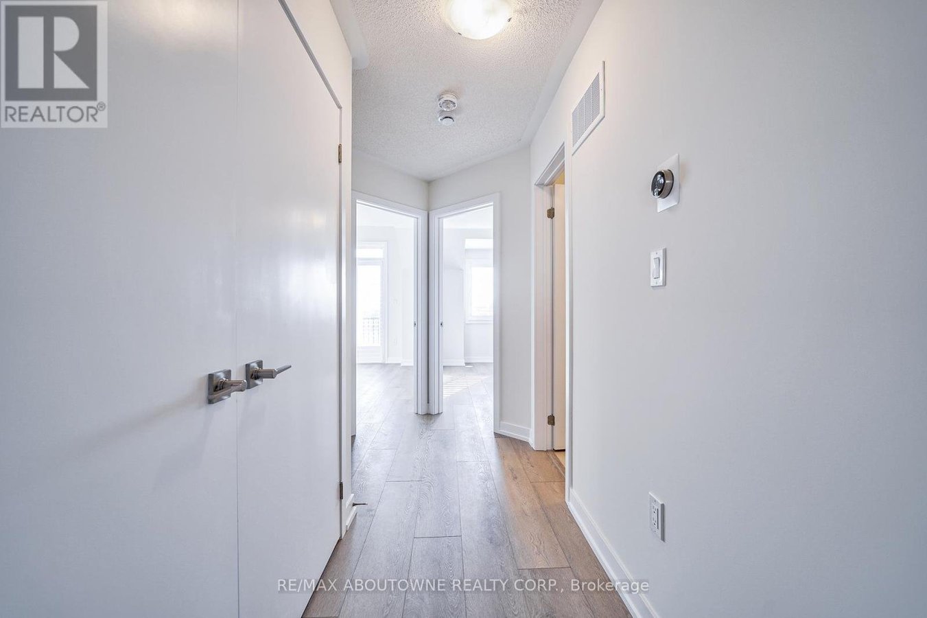 1341 SHEVCHENKO BOULEVARD - Photo 22