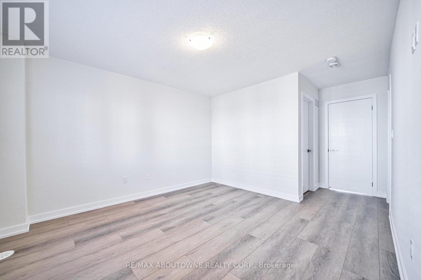 1341 SHEVCHENKO BOULEVARD - Photo 25