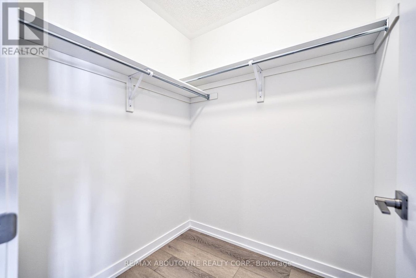 1341 SHEVCHENKO BOULEVARD - Photo 29