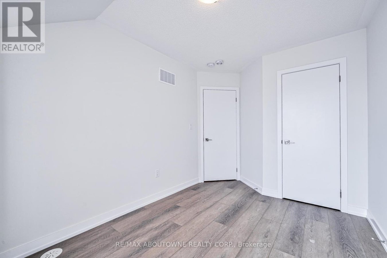 1341 SHEVCHENKO BOULEVARD - Photo 33
