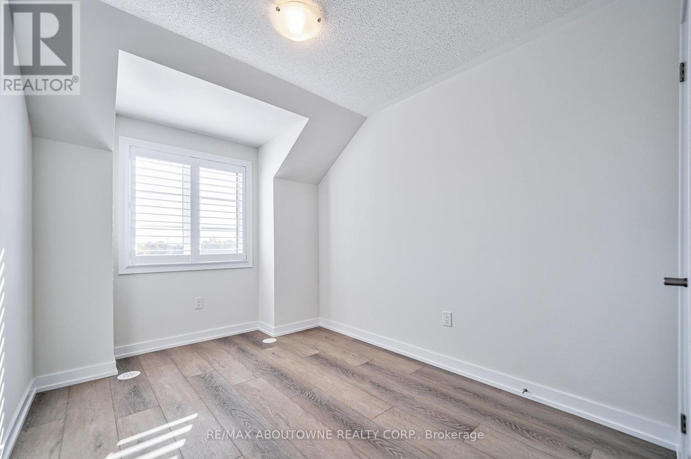 1341 SHEVCHENKO BOULEVARD - Photo 36