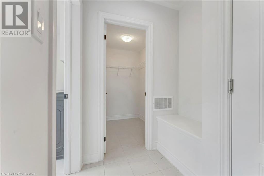 3066 WELSMAN Gardens - Photo 5