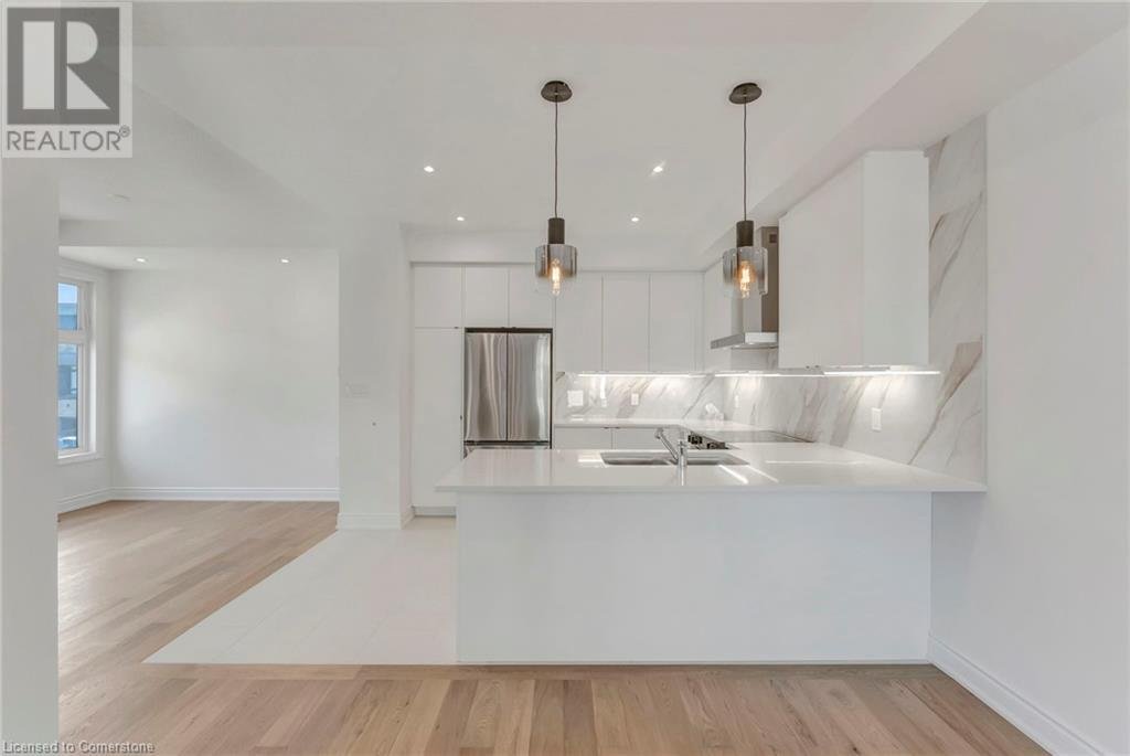 3066 WELSMAN Gardens - Photo 10