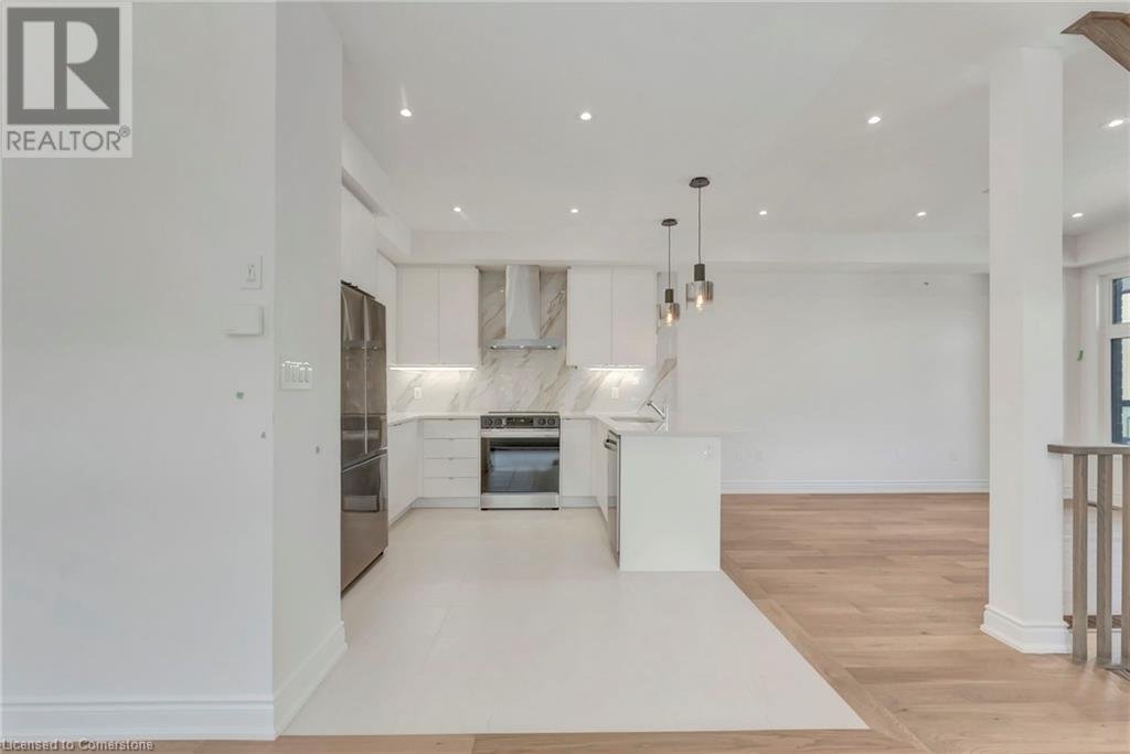 3066 WELSMAN Gardens - Photo 11