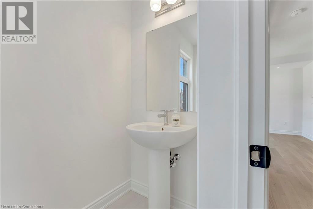 3066 WELSMAN Gardens - Photo 18