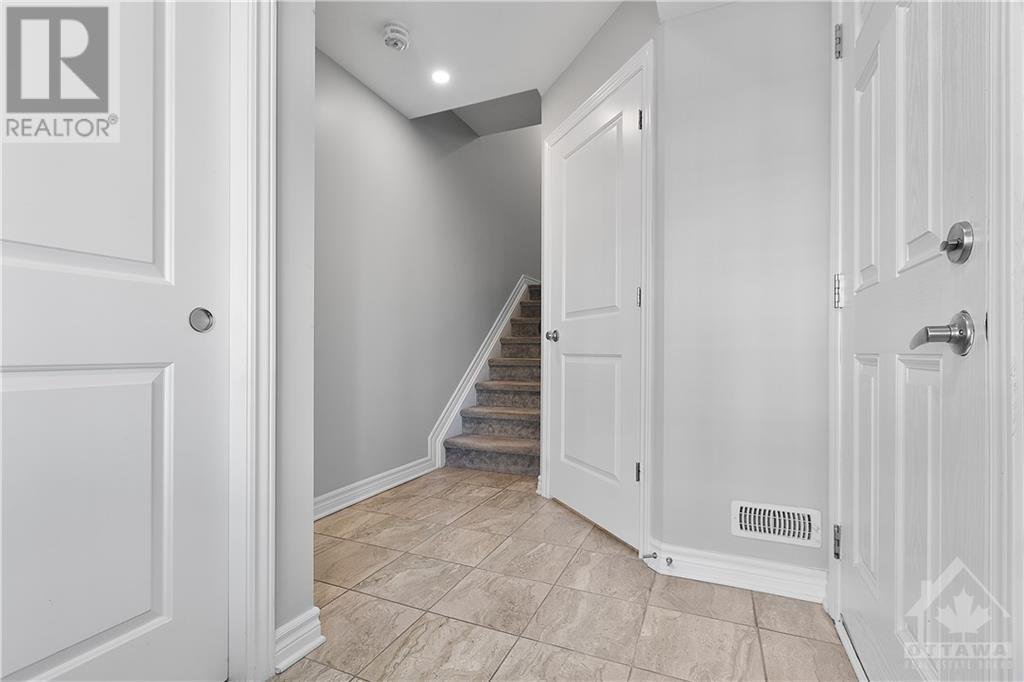 303 CITRINE STREET - Photo 6