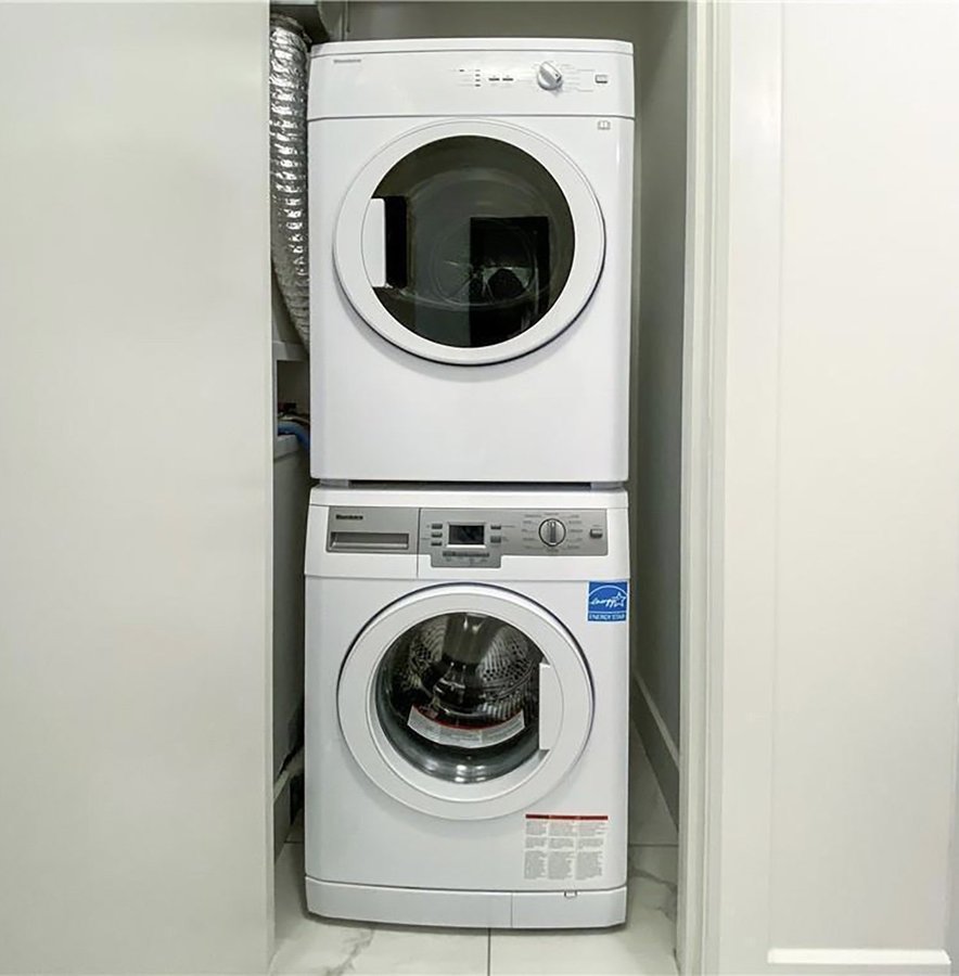 255 Bay Street - Photo 15