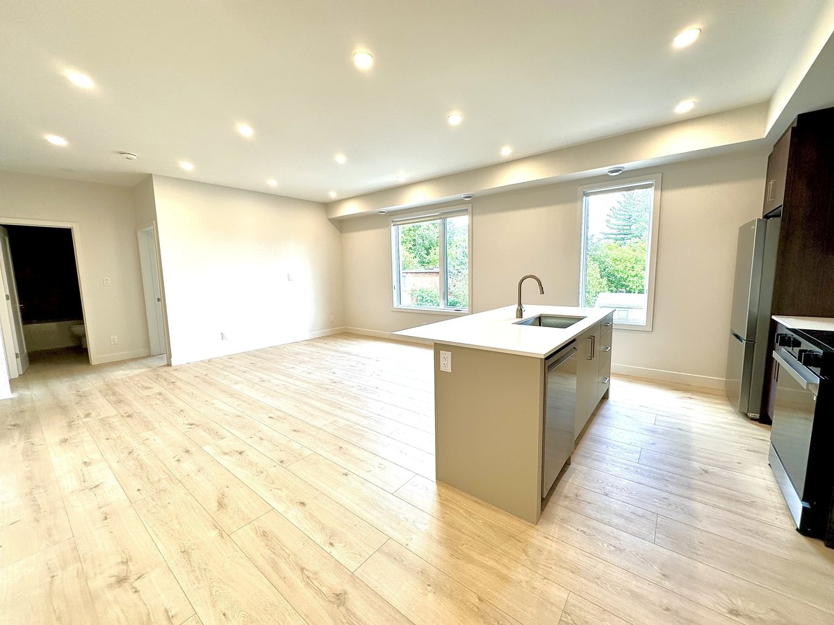 254 Garneau Street - Photo 4