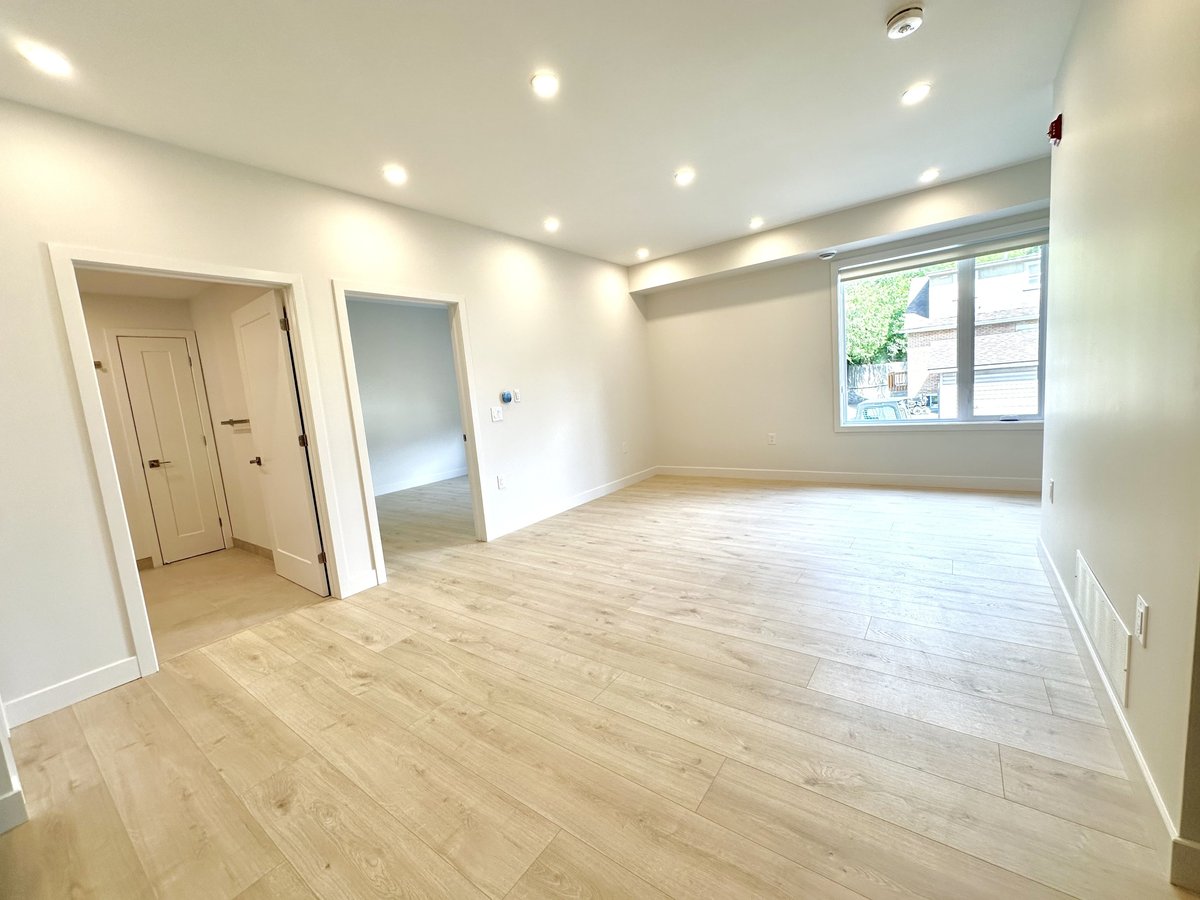 254 Garneau Street - Photo 2