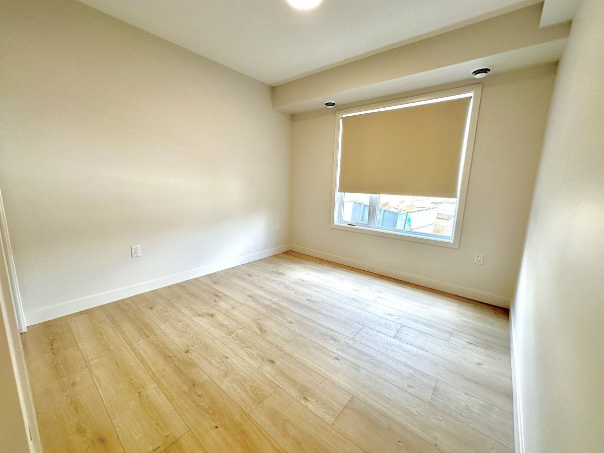 254 Garneau Street - Photo 3