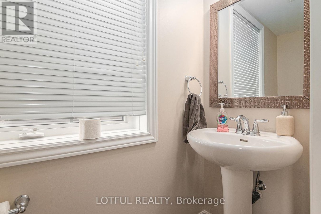 609 FOXLIGHT CIRCLE - Photo 5
