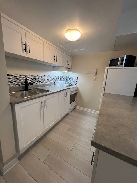 36 Third Avenue - Photo 20