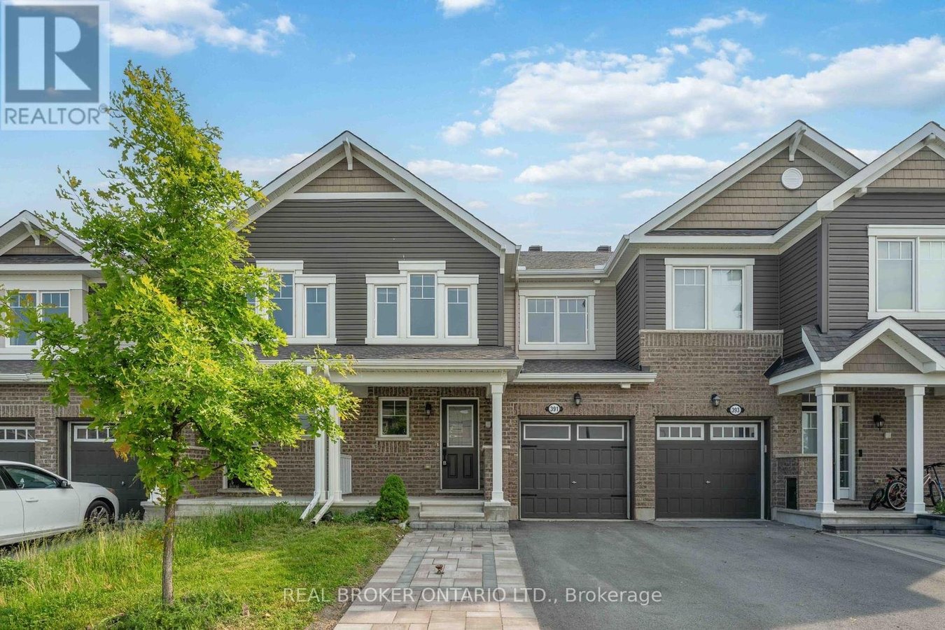 391 ROUNCEY ROAD - Photo 2