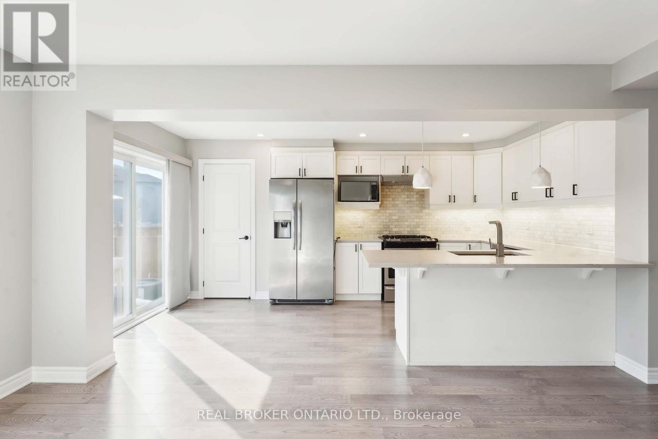 391 ROUNCEY ROAD - Photo 8
