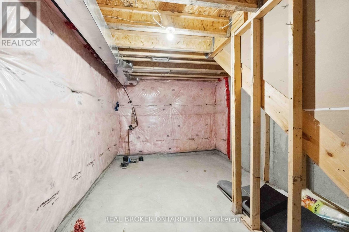 391 ROUNCEY ROAD - Photo 38