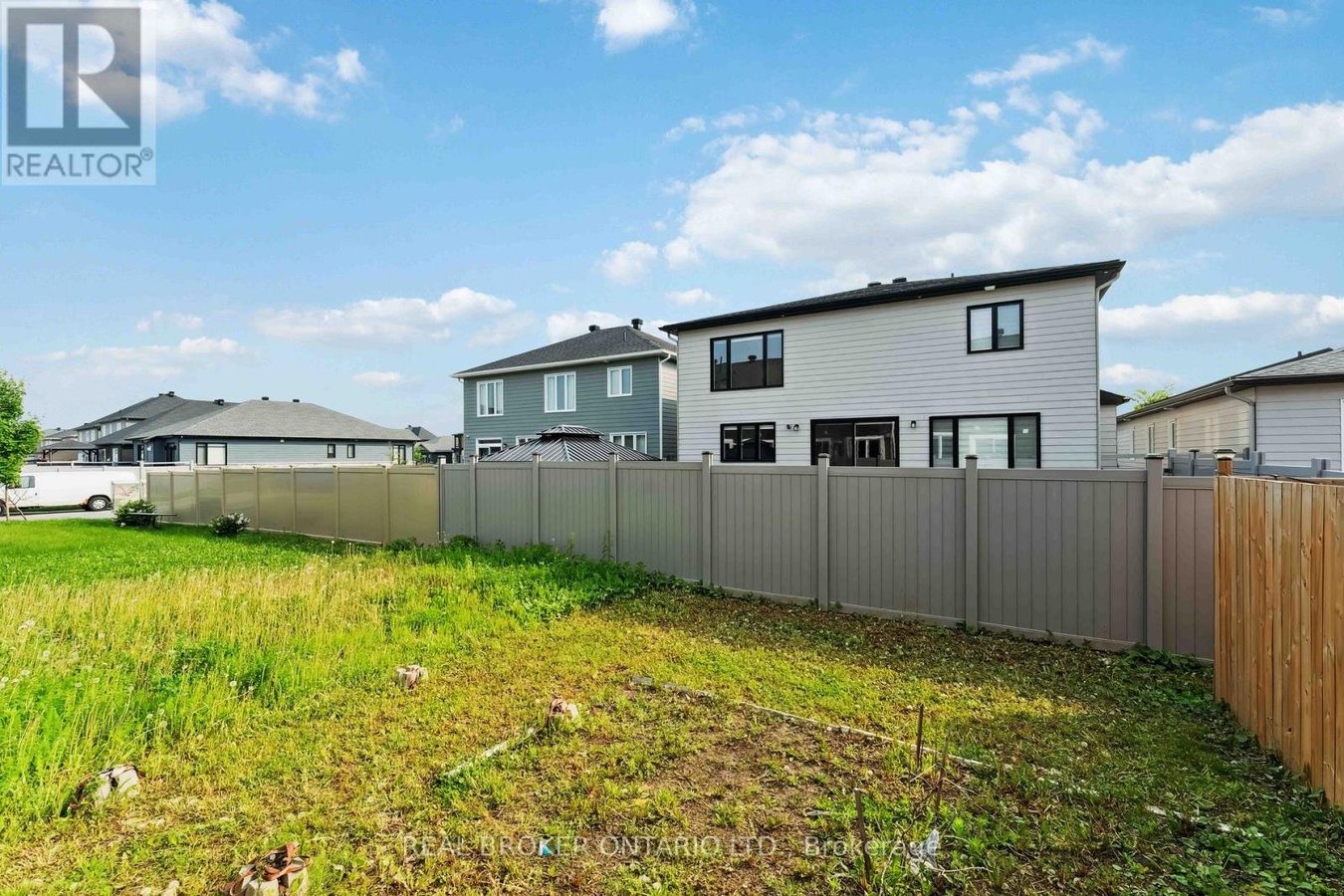 391 ROUNCEY ROAD - Photo 39
