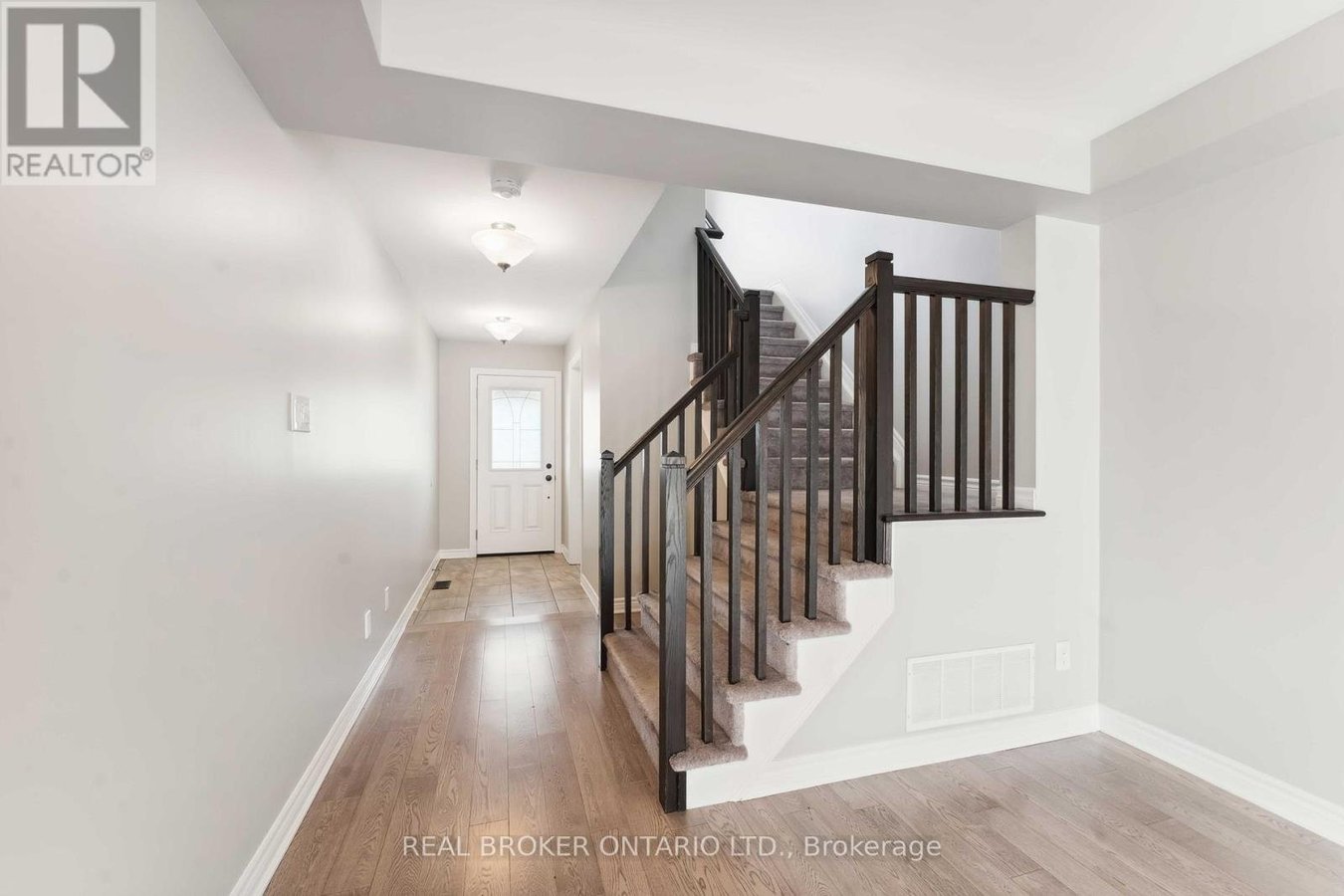 391 ROUNCEY ROAD - Photo 43