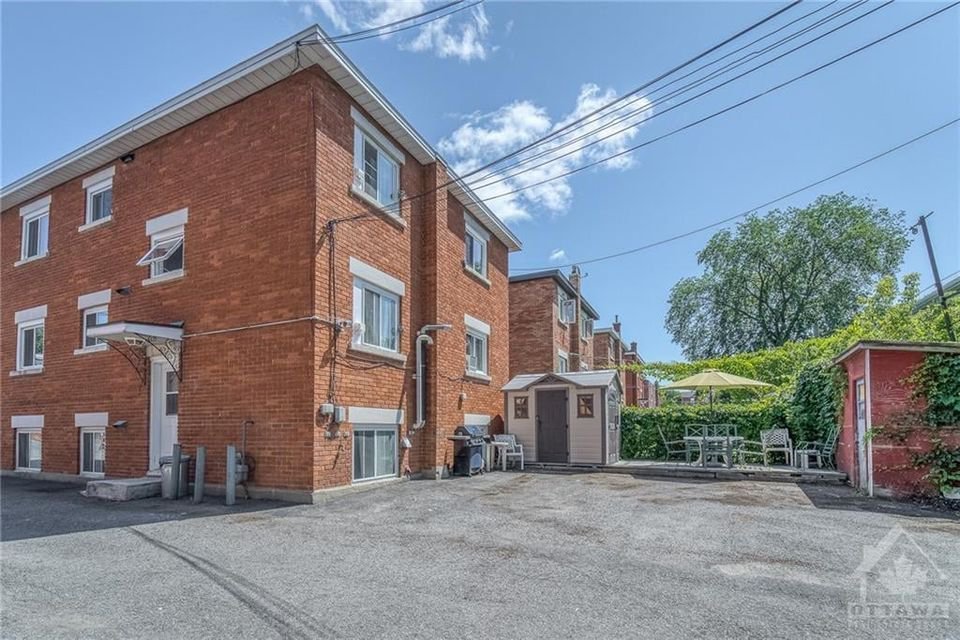 128 Lavergne Street - Photo 3