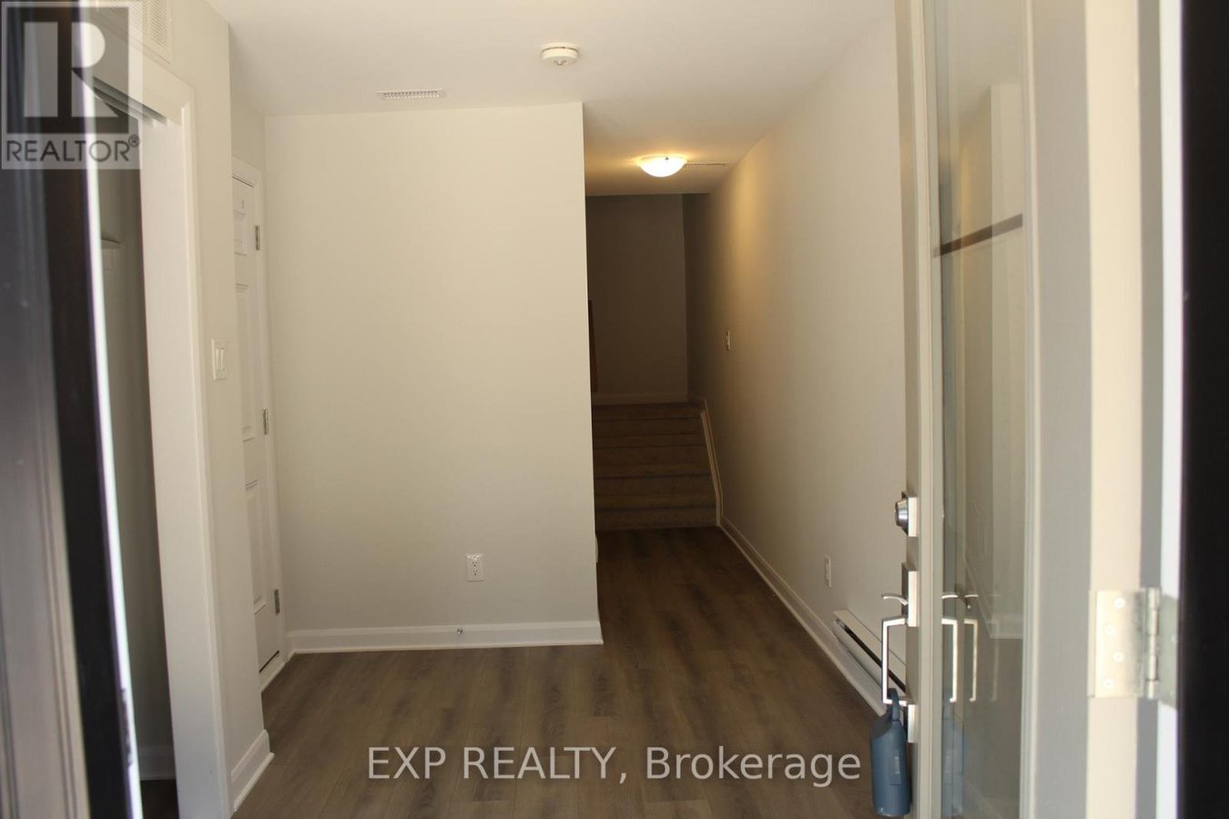510 WOODLILY PRIVATE - Photo 3