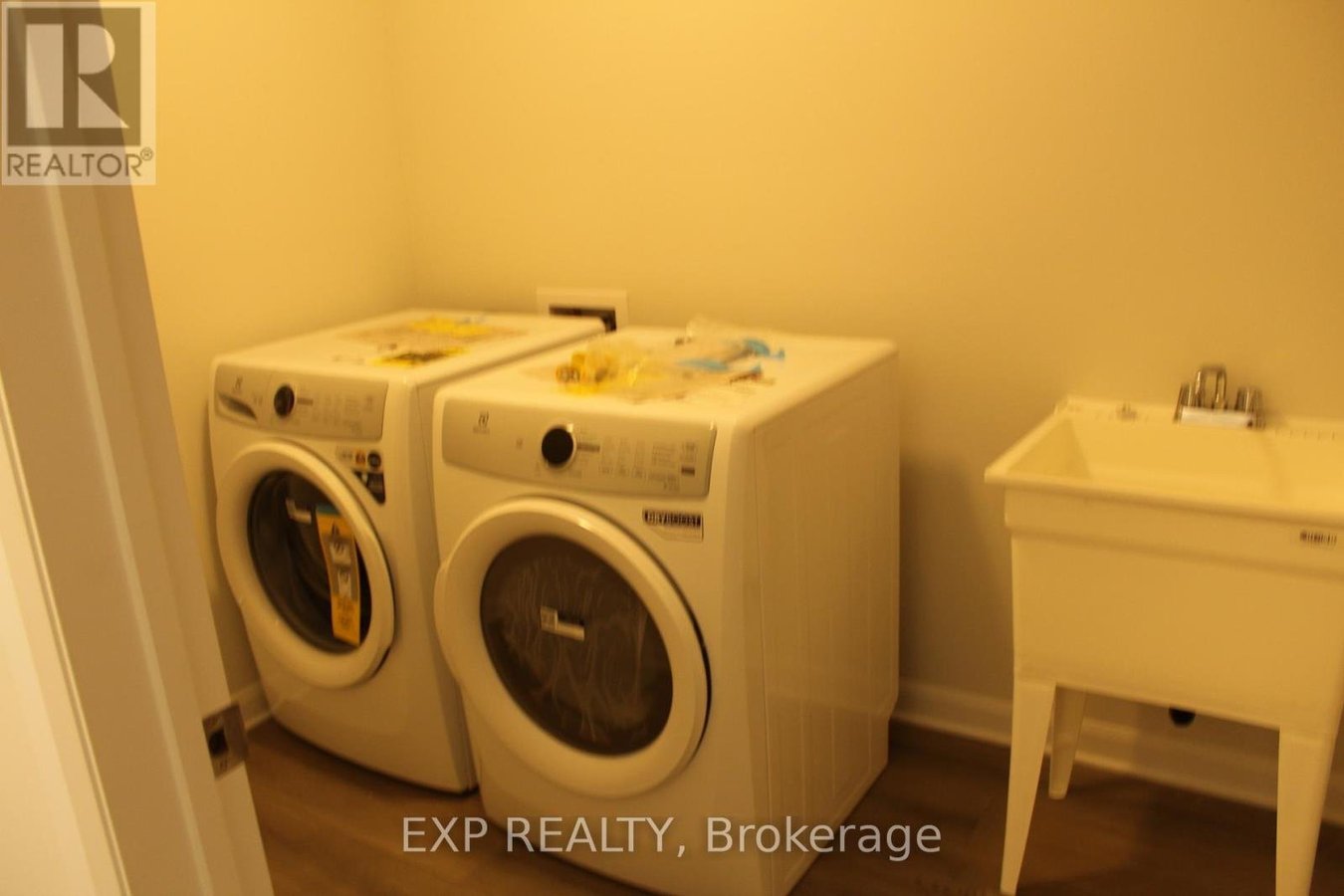 510 WOODLILY PRIVATE - Photo 4